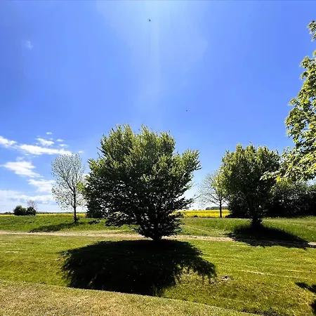 Rugana - Komfortplus An Der Feldkante Mit 2 Schlafzimmern Und Terrasse D17 Appartement Dranske